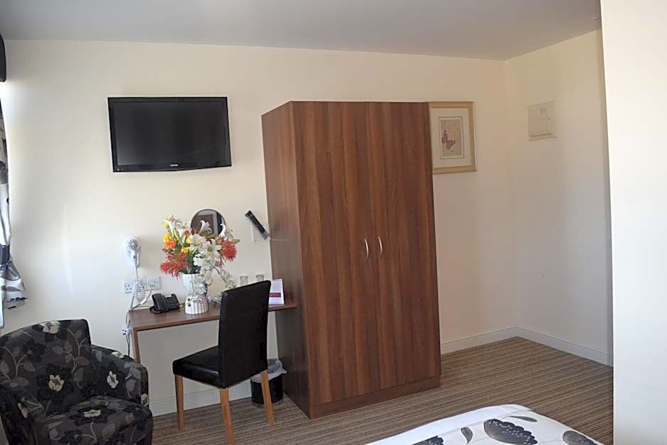 Star Anglia Hotel City Center by OYO