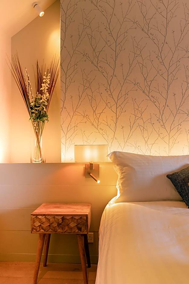 The Roost on Rock Road