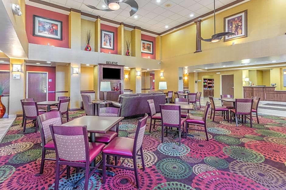 Holiday Inn Express Hotel & Suites Bowling Green By IHG