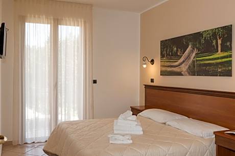 Junior Suite with Balcony
