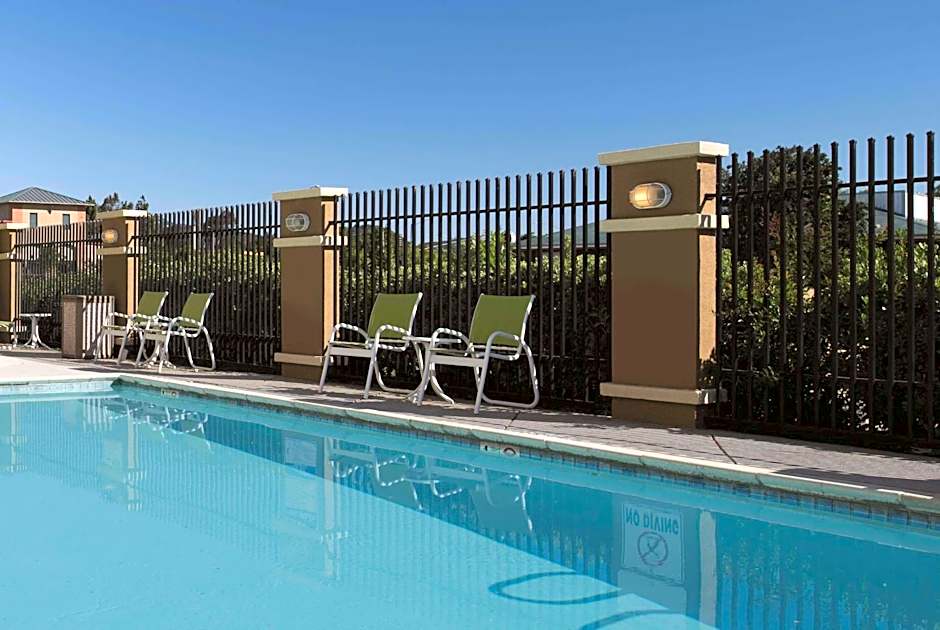 La Quinta Inn & Suites by Wyndham Fairfield - Napa Valley