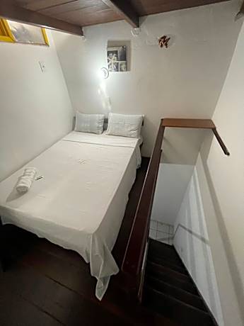 Standard Quadruple Suite