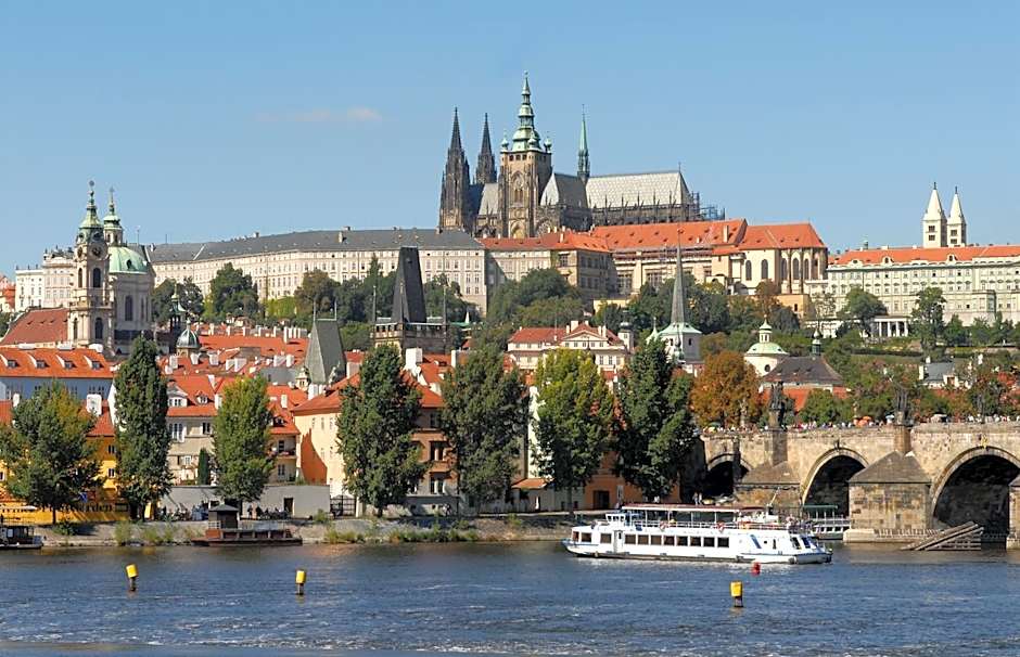Hotel Kavalír Praha – Prague, PA