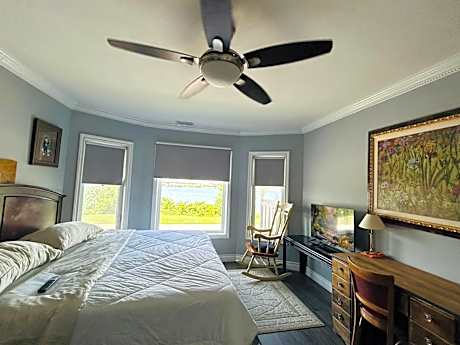 King Room with Lake View