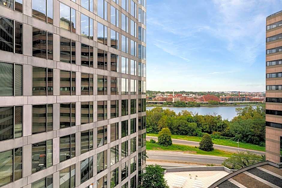 Le Meridien Arlington