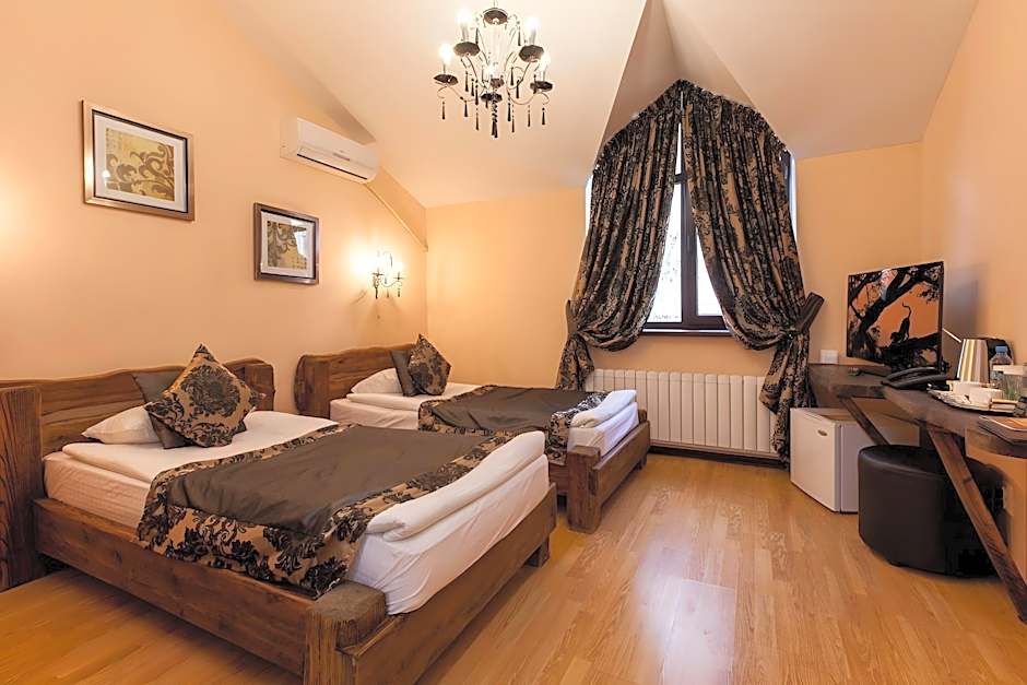 Saraishyq Hotel