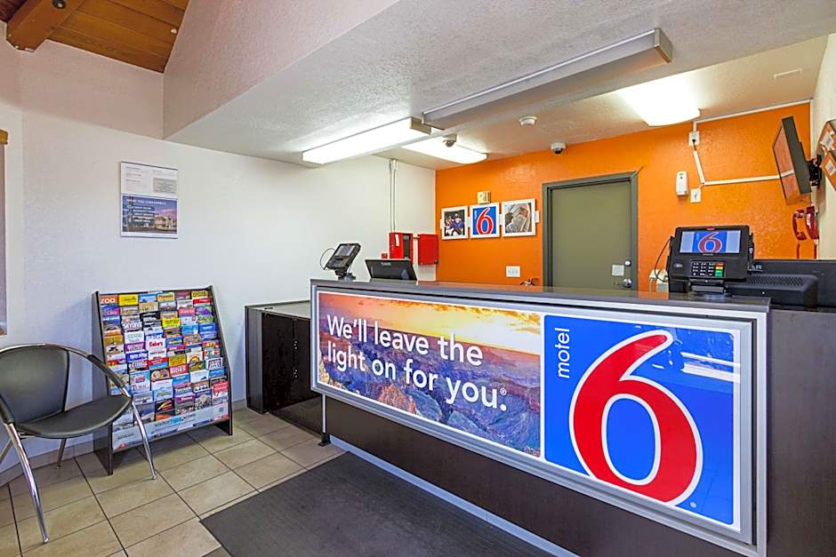 Motel 6 Mesa South