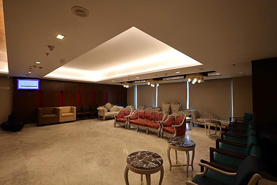Grand Mercure Vadodara Surya Palace