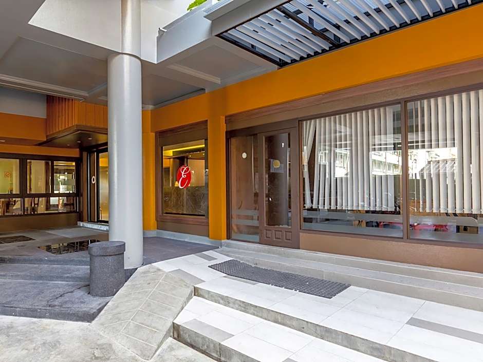 Eastiny Inn Hotel