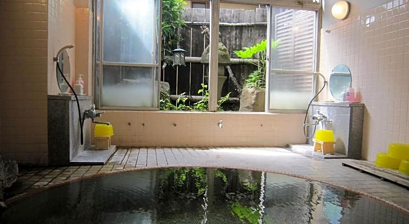 Yudanaka Onsen Shimaya