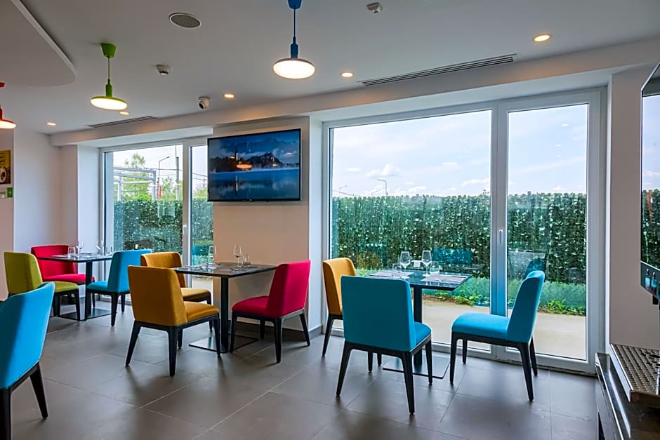 Ibis Styles Bucharest Airport