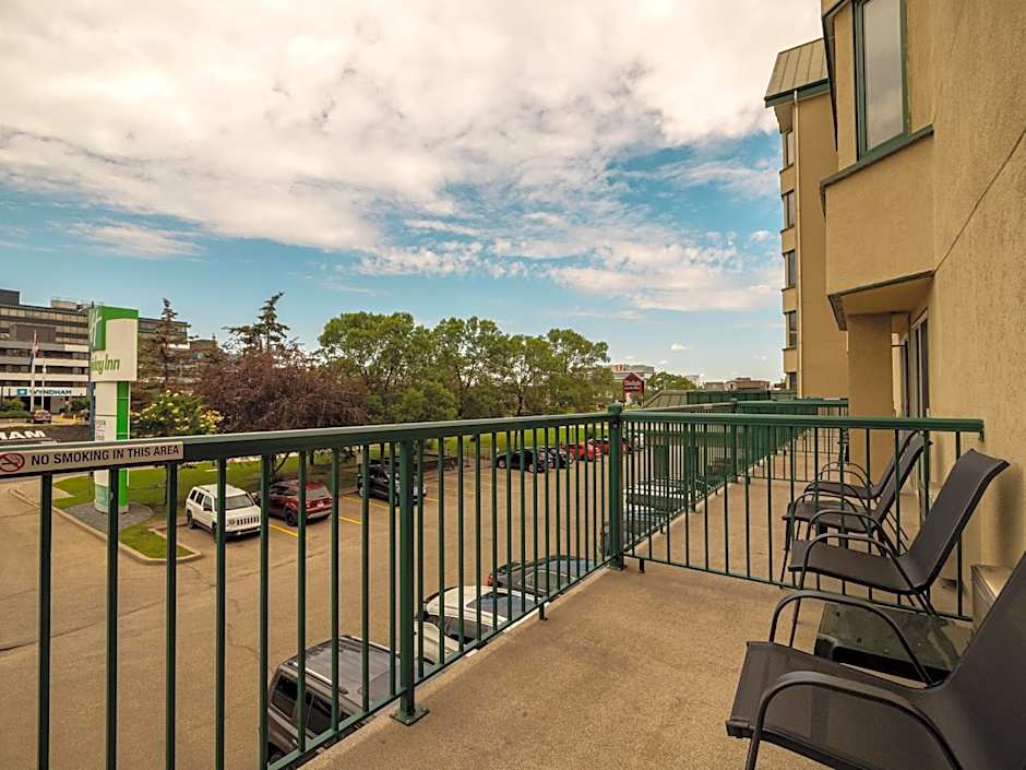 Holiday Inn Conference Centre Edmonton South By IHG