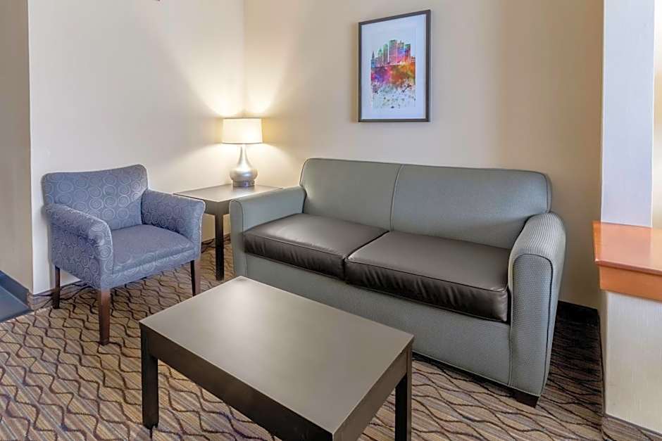 Holiday Inn Milwaukee Airport By IHG