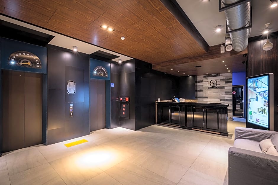 Calligraphy Greenway Hotel