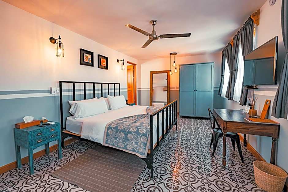 Clandestino Hotel Pila Seca