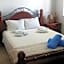 Christopher's Sandy Beach Suites