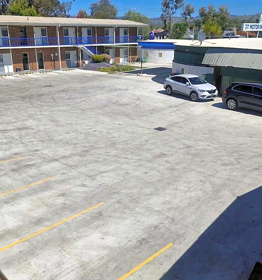 Twin City Motor Inn