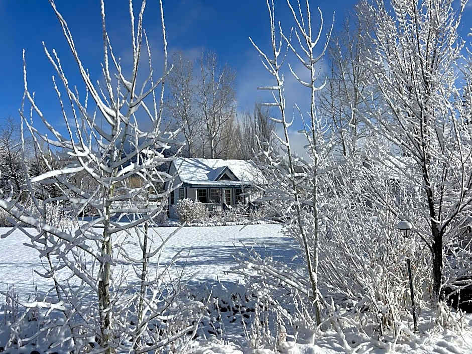 Apple Orchard Inn