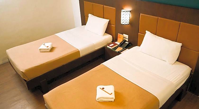 Tacloban Plaza Hotel