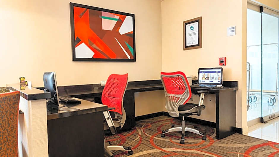 Holiday Inn Express & Suites Chihuahua Juventud By IHG