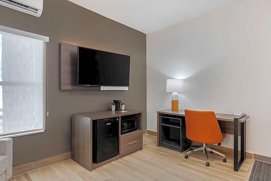 Comfort Inn