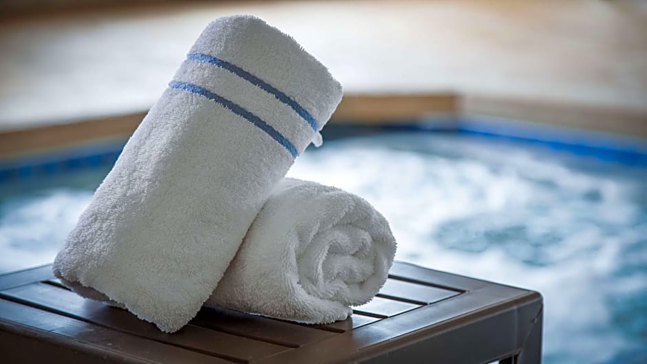 Best Western Plus Wausau-Rothschild Hotel