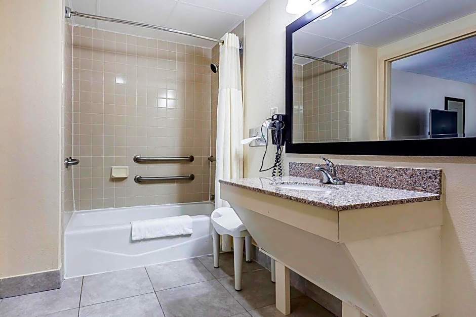 Quality Inn Pinehurst Area