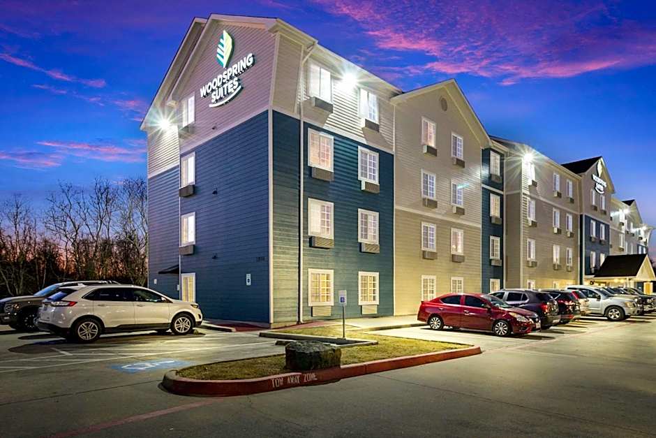 WoodSpring Suites Houston La Porte