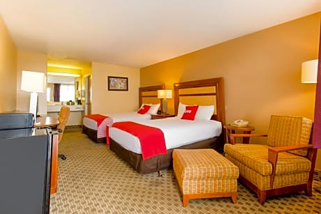 Double Room with Two Double Beds Smoking