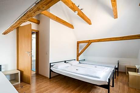 Condo V (Dachgeschoss)