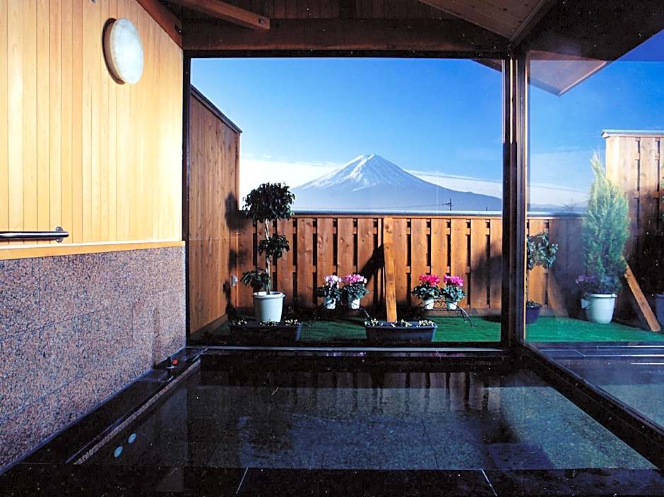 Lake Villa Kawaguchiko