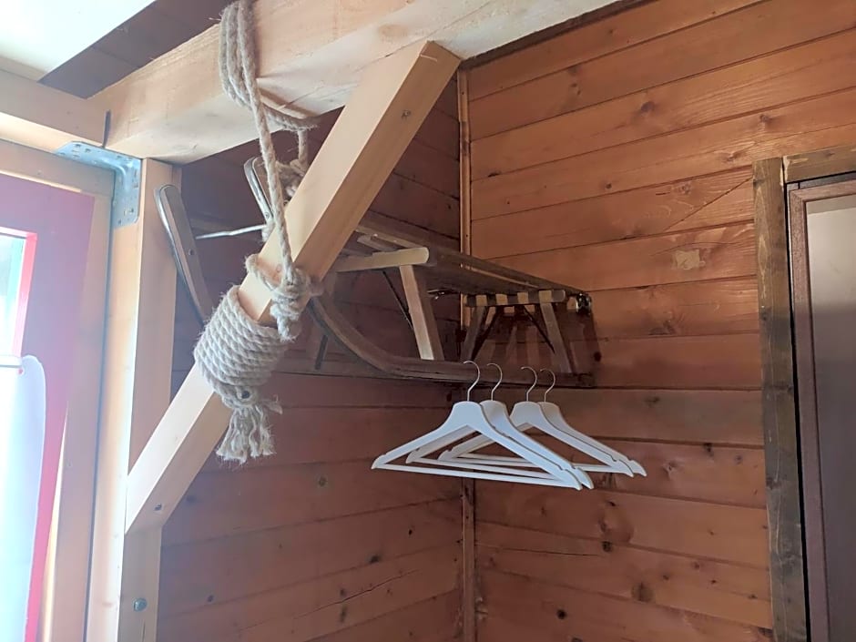 La Tana dello Scoiattolo - Adults Only