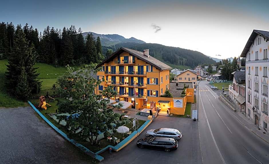 Hostel by Grischalodge