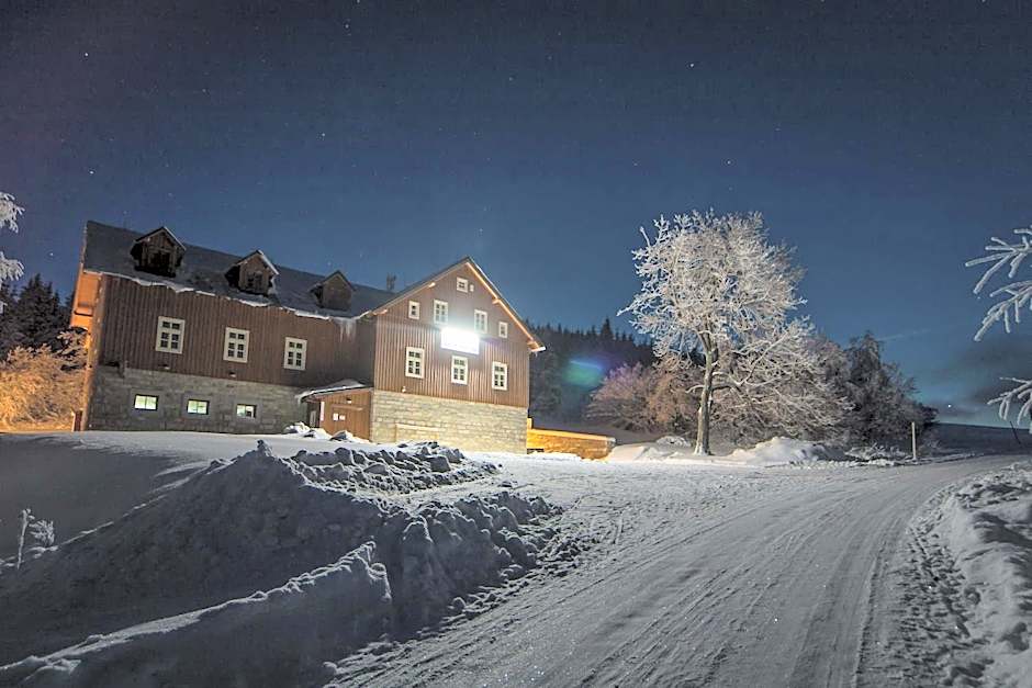 Hotel Jizerka 4