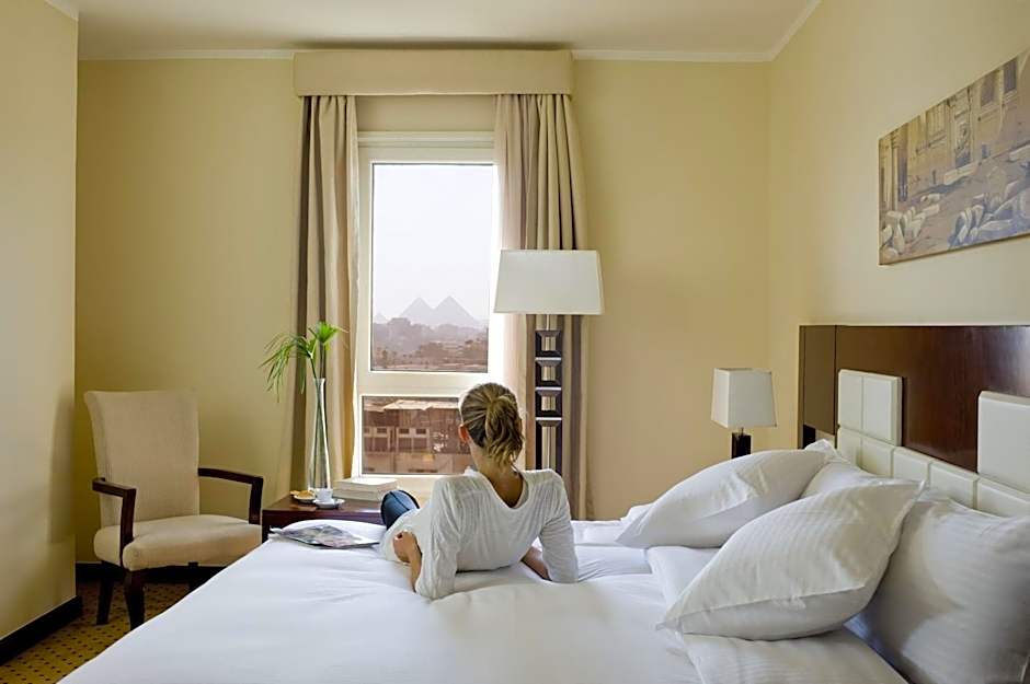 Barcelo Cairo Pyramids