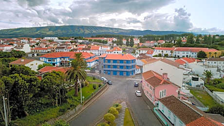ZIGZAG HOSTEL
