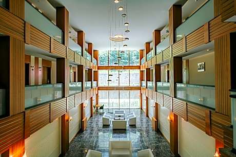 Standard suite family