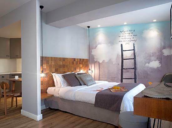 Apollon Library Suites