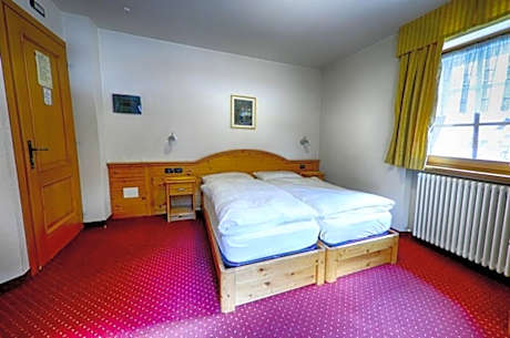 Twin Room with Balcony