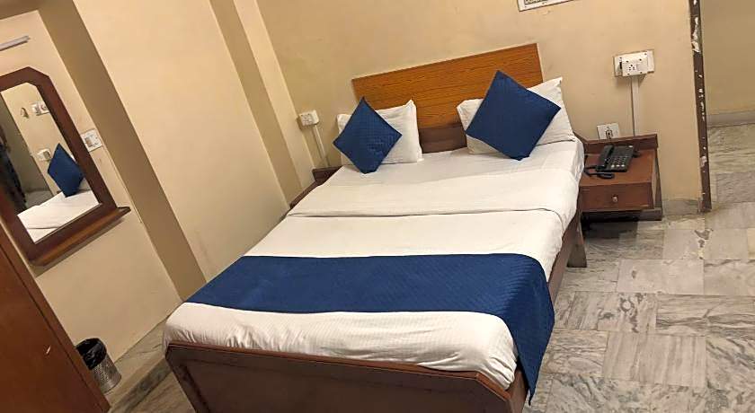 Hotel Raghav Palace