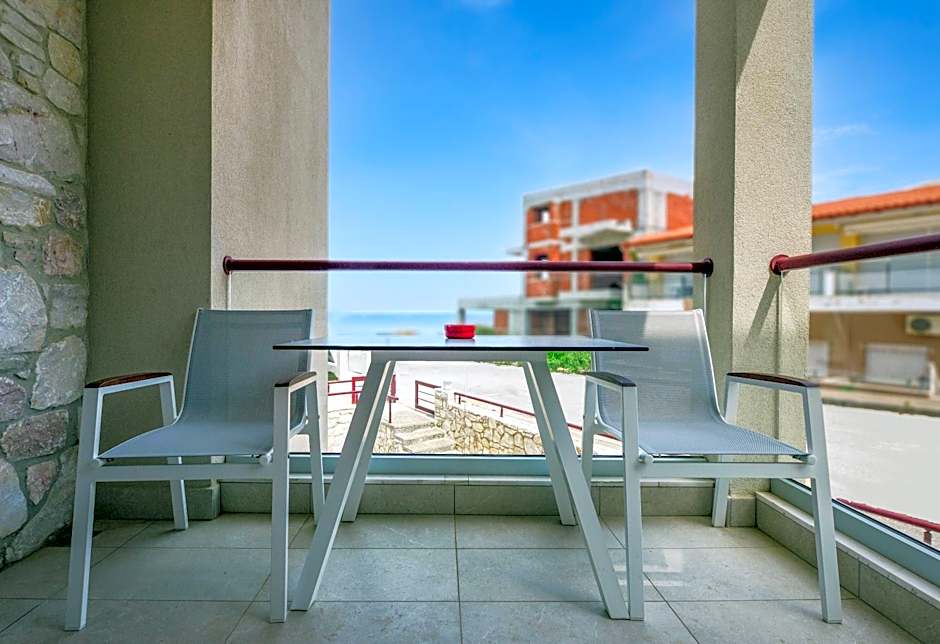 Elpiniki Luxury Rooms