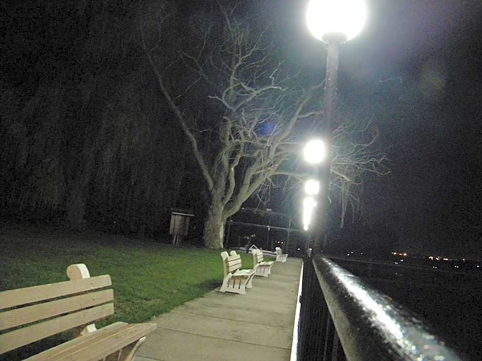 Anchor Motel