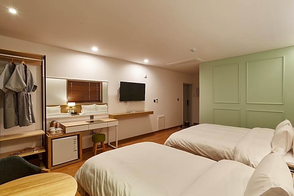Hotel the maru