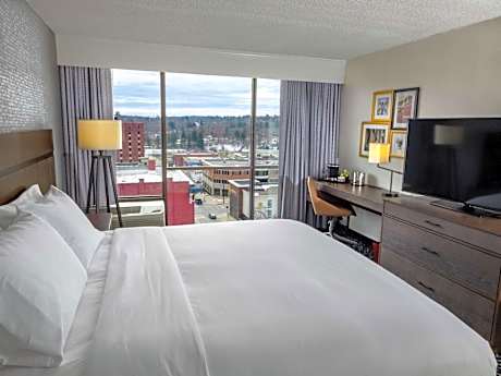 Two-Bedroom King Suite