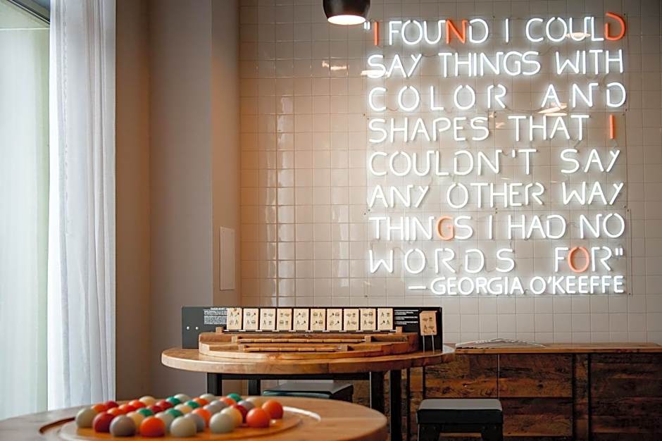 Hotel Indigo Madison Downtown By IHG