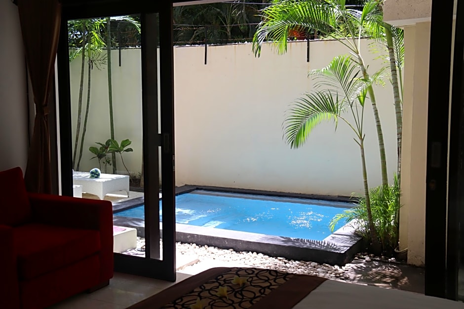 50meter from the beach, 2BD Villa#1Seminyak/Oberoi