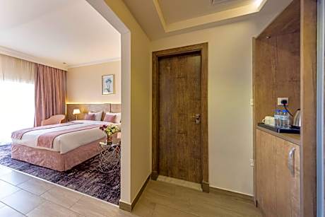 King Bed with Balcony