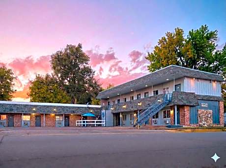 The Oakwood Inn