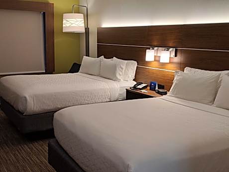 Standard Double Room with Two Double Beds