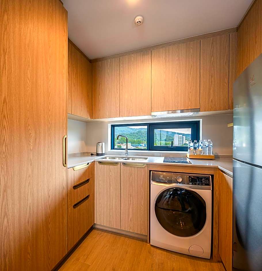 S Sriracha Hotel & Residence